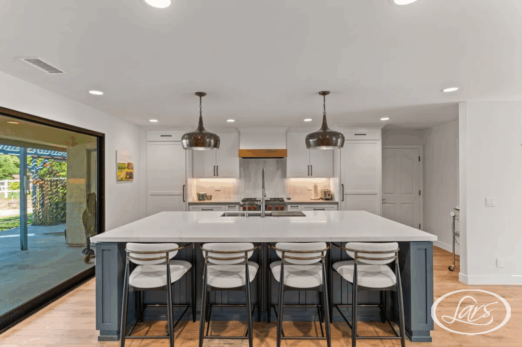 4-web-or-mls-A9M06519