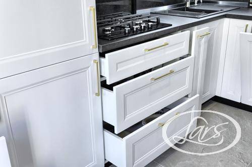 What should I look for when buying new kitchen cabinets