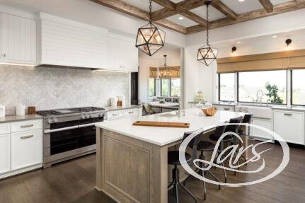Where can I hire a team of experienced kitchen remodelers in Encinitas, CA?