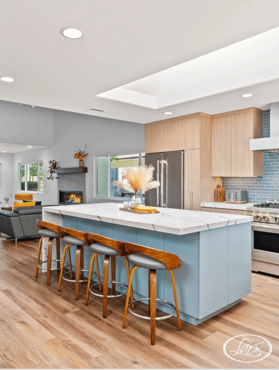 Newly remodeled kitchen.